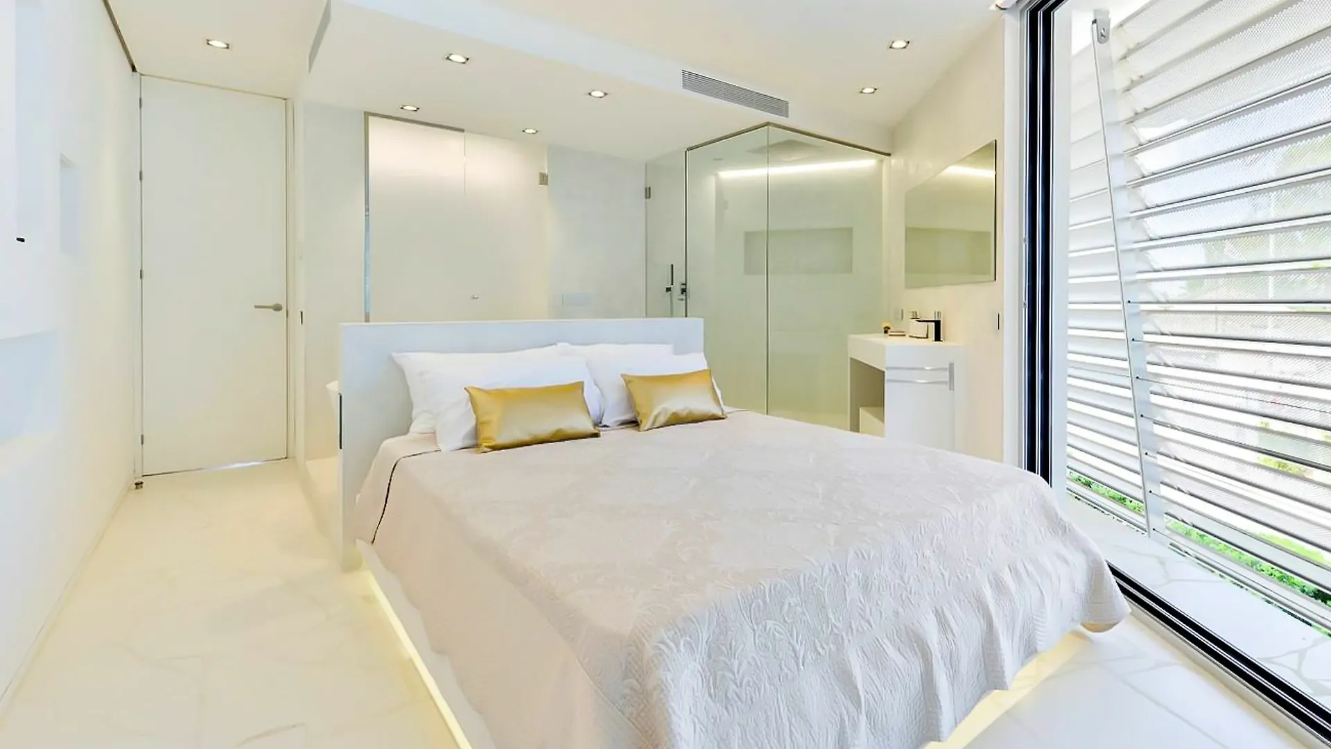Las Boas Luxury Apartments Talamanca  Spain